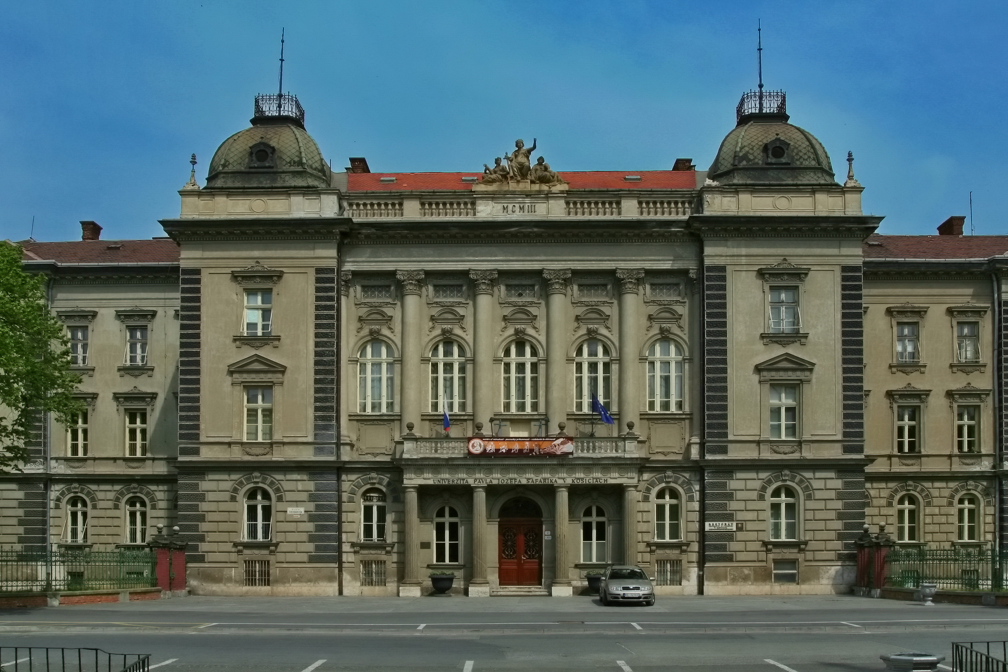 Šafárik University